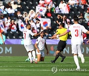 당당한 김민재의 뒷모습