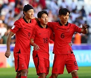 Lee Kang-in double lifts Korea to 3-1 win over Bahrain at Asian Cup