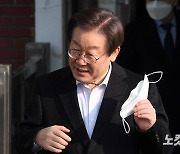 이재명 오늘 당무 복귀…'탈당 러시·선거제 개편' 과제 산적