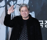 "투잡도 가능"..'파묘' 최민식, '무속인 변신' 김고은 열연 극찬