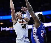 Nuggets 76ers Basketball