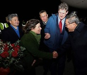 중국, 아일랜드에 비자 면제…리창 "中기업에 공정 환경 제공 희망"