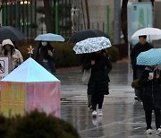 [내일날씨] 전국 대부분 아침부터 영상권…강추위 누그러지나 일부 눈·비