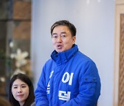 민주 "강성희 직언이 끌려나갈 일인가, 경호처장 사퇴하라"