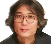 [내일을 열며] 소인과 모리배 골라내기