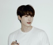 '아이유♥' 이종석 근황, 소년미 여전 "2024년 잘 시작했나요?"