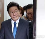 민주 친명 '자객출마·적격논란'에 공천 갈등 격화