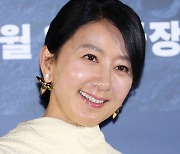 '데드맨' 김희애 "봉준호 상의 끝에 캐스팅…듣도 보도 못한 캐릭터"