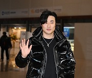 [Ms포토] 김하성 '새 시즌 준비 위해 출국'