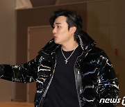 인천공항 통해 미국으로 떠나는 김하성