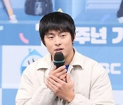 기안84 "대상 받으면 인생 크게 바뀔 줄…여전히 혼술"