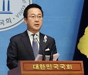 민주당 “한동훈, ‘김건희 특검’ 즉각 응하라…여전히 호위무사냐”