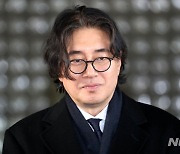 경찰, '횡령·배임 의혹' 태광 이호진 소환 조사 중