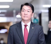 안철수 "내로남불 안되려면 김건희 명품백 입장 밝혀야"