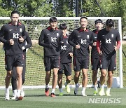 3차전 준비하는 한국 축구대표팀