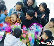 북한, 사회주의 제도 선전…"남의 아픔을 자기의 아픔으로"