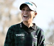 활짝 웃는 리이다 고…LPGA 개막전 우승으로 부활