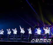 '데뷔 18주년' 슈퍼주니어, 日 인기는 '불변'…이틀간 5만 관객 동원