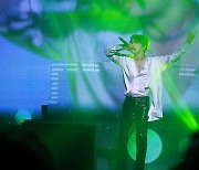 김재중, ‘데뷔 20주년’ 팬콘서트 성료... 올타임 레전드 입증