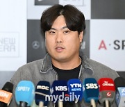 "풀 줄었지만..." 'SD→MIA→BAL' 목적지 매일 바뀐다, RYU 향한 관심 뜨겁다