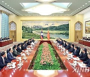 CHINA-BEIJING-WANG HUNING-LAOS-LFNC-PRESIDENT-MEETING (CN)