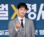 [TEN포토]강상준 '깔끔한 외모'