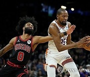 [NBA] ‘듀란트 위닝샷 + 43점 폭발’ 피닉스, 시카고 제압하고 6연승 질주