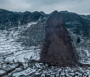 中 윈난성 산사태 사망, 31명으로 증가…10여명 여전히 실종