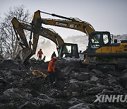 CHINA-YUNNAN-ZHAOTONG-LANDSLIDE-RESCUE (CN)