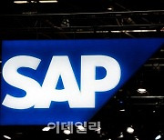 소프트웨어기업 SAP, AI 중심 사업 재편…올해 8000명 구조조정