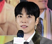 이현우, 극장에서 잘생김 폭발[포토엔HD]