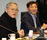 유인촌 "책임심의제 무조건 시행…올해 기관 간 칸막 없애겠다"