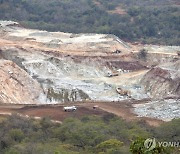 中 전기차 수요 감소... 세계 리튬 가격 급락으로 이어져