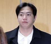 '김하성·류현진 협박' 돈 뜯은 임혜동 영장 기각…"추가 소명 필요"