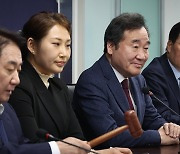 '광주행' 이낙연에 출마설 '모락모락'...이석현 "가능성 매우 낮다"