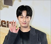 [MD포토] 윤찬영, '느껴지는 남성미'