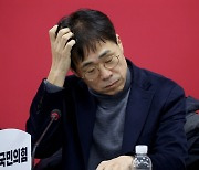 김건희에 몸 낮춘 김경율 "도이치 주가조작, 더 밝혀질 것 없어"