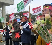 값싼 수입 장미에 애타는 화훼농민