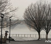 [포토] 자욱하게 안개 낀 美 포토맥강