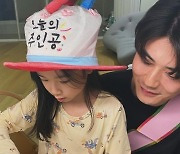 “아직도 삼십대” 한혜진, 생일 맞은 8세 연하 ♥기성용에 부러움 가득