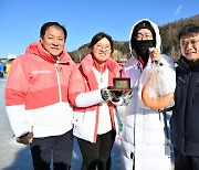 [강원2024 현장] 장미란 차관 평창송어축제장 방문