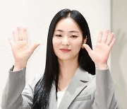 [ST포토] 전여빈, '양손 번쩍'