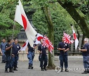 日방위성, 관용차로 야스쿠니 참배한 장성급에 '솜방망이' 처분