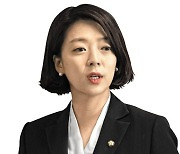 ‘피습’ 배현진 퇴원 “이러다 죽겠구나 공포… 국민 안전 위해 노력”