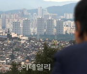 "고금리 더 이상 못 버텨"…경매 넘어간 부동산 '급증'