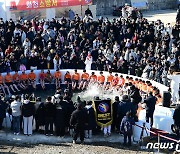 153만명 손맛 본 '화천산천어축제' 폐막…외국인 8만명 방문(종합)