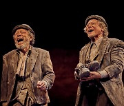 [Herald Review] Senior actors prove age is just a number in sold-out 'Waiting for Godot'