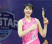 청주KB스타즈 박지수, WKBL 사상 최초 4라운드 연속 MVP