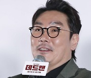 '데드맨' 조진웅 "죄수 분장 파격번신? 해보니 신명나더라"