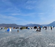 날씨 풀리는데… '관리 사각지대' 얼음낚시로 몰리는 강태공들